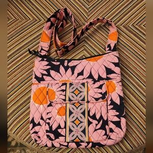 VERA BRADLEY Hipster Loves Me Cross Body Pink Floral Excellent Condition